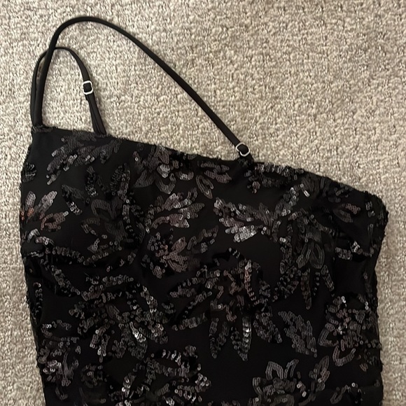 Windsor Meredith one shoulder sequin formal black dress - Picture 2 of 11